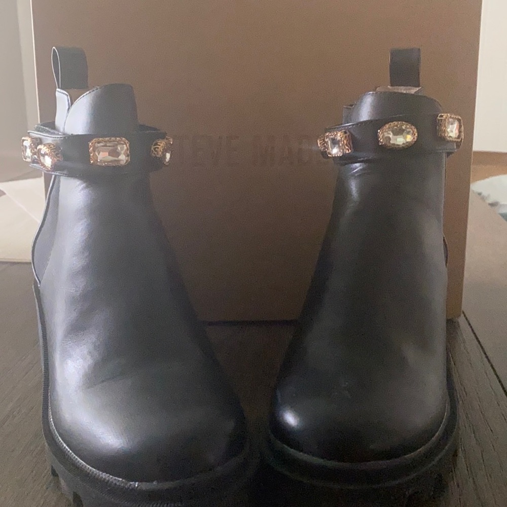 Steven Madden Booties
